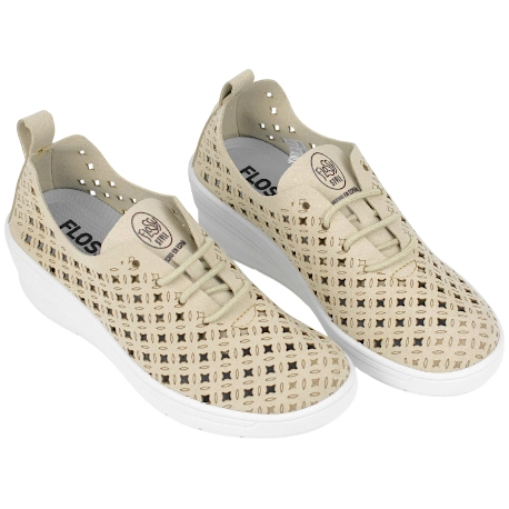 Zapatillas de Vestir con Cuña para Mujer en Tela Calada Color Beige - Flossy 8300 3 Zapatillas de Vestir con Cuña para Mujer en Tela Calada Color Beige - Flossy 8300 - Imagen 3